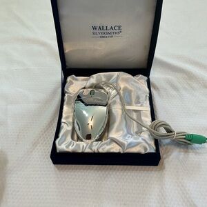 Wallace Silversmiths Silver Chrome Wired Computer Mouse